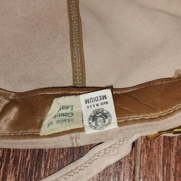 Vtg L.L. Bean Suede Genuine Leather Hand Tailored Newspaper Boy HatL
